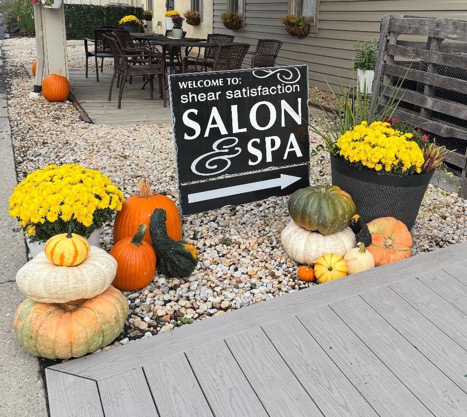 Autumn porch design by Autumn Porch Designs
